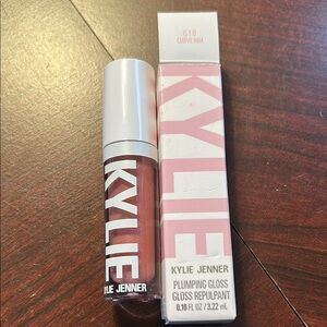 Plumping Gloss - Curvy Him Pink